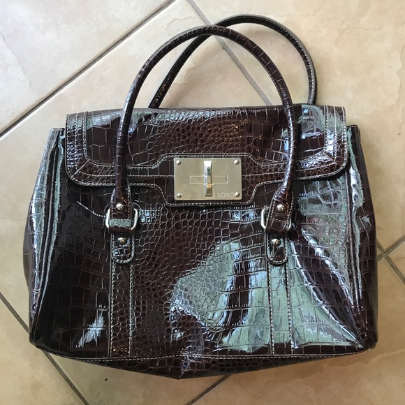 XOXO URban Legend Crocodile Print Purse - Picture 2 of 4